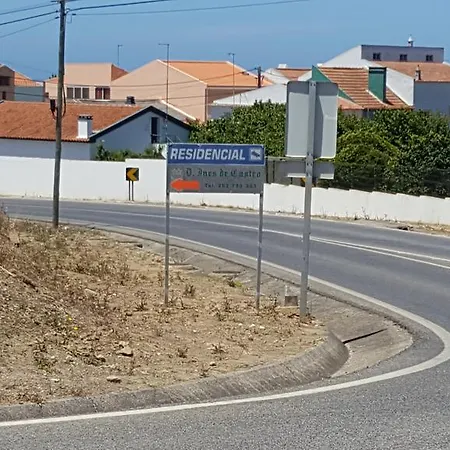 招待所 Hospedaria D'ines De Castro *