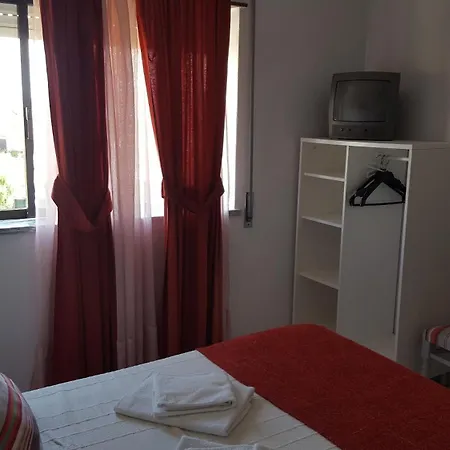 Гостевой дом Hospedaria D'ines De Castro